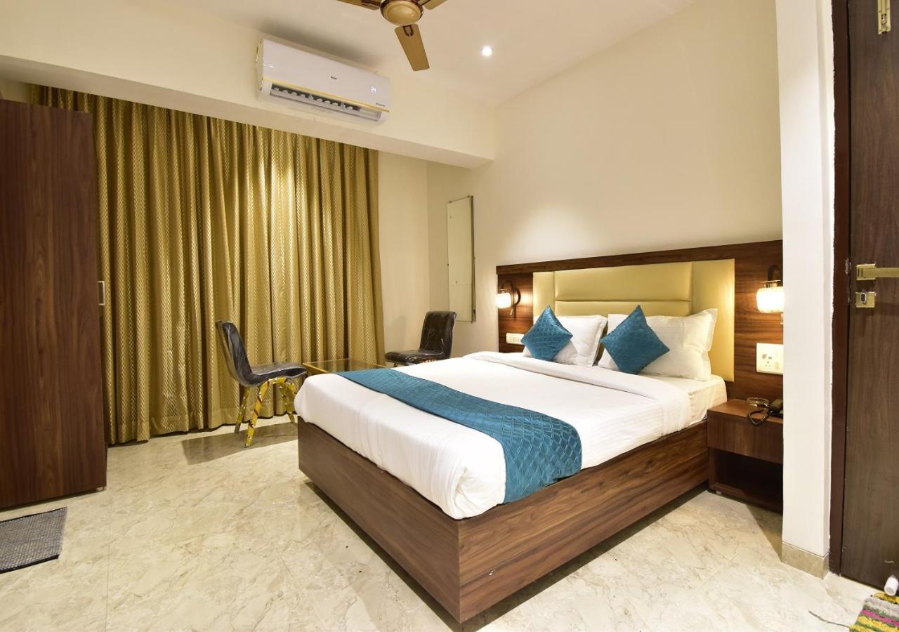 Hotel Candor Amigo Airoli Mind Space Νάβι Μουμπάι Εξωτερικό φωτογραφία