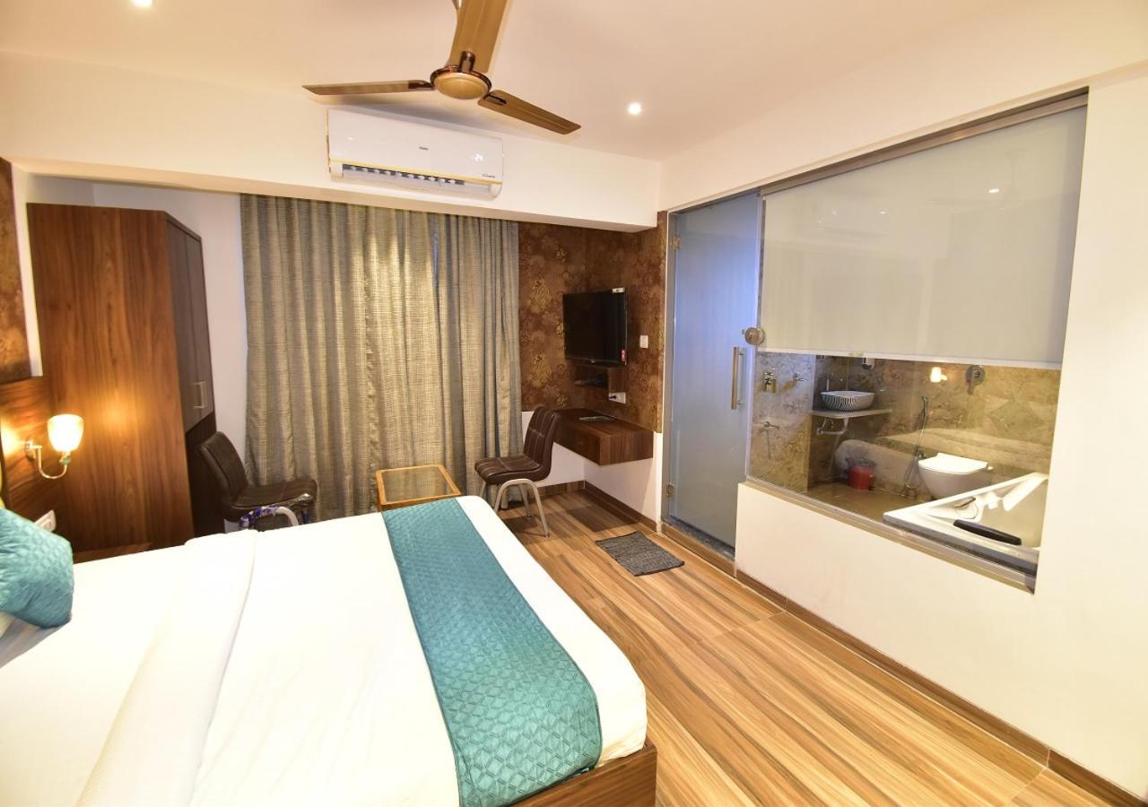 Hotel Candor Amigo Airoli Mind Space Νάβι Μουμπάι Εξωτερικό φωτογραφία