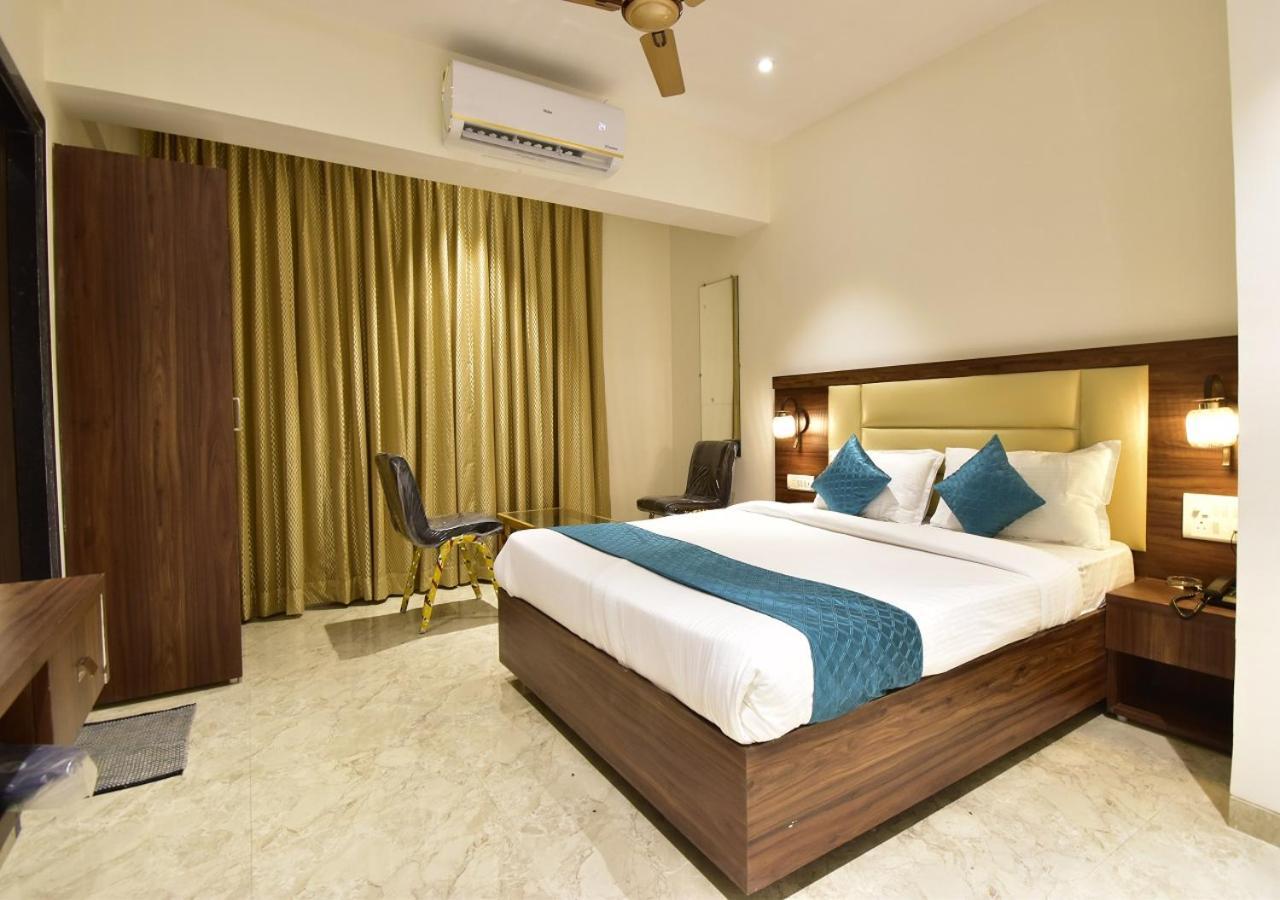 Hotel Candor Amigo Airoli Mind Space Νάβι Μουμπάι Εξωτερικό φωτογραφία